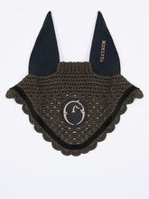 LEEDS HORSE EAR BONNET - Black/white | Vestrum