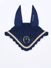 LEEDS HORSE EAR BONNET - Burgundy white/black | Vestrum