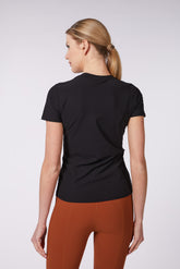 LETOJANNI WOMEN'S SHORT-SLEEVED TRAINING TOP - Black | Vestrum